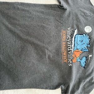 Vineyard Vines Gray Halloween Tee with Blue and Orange Graphic